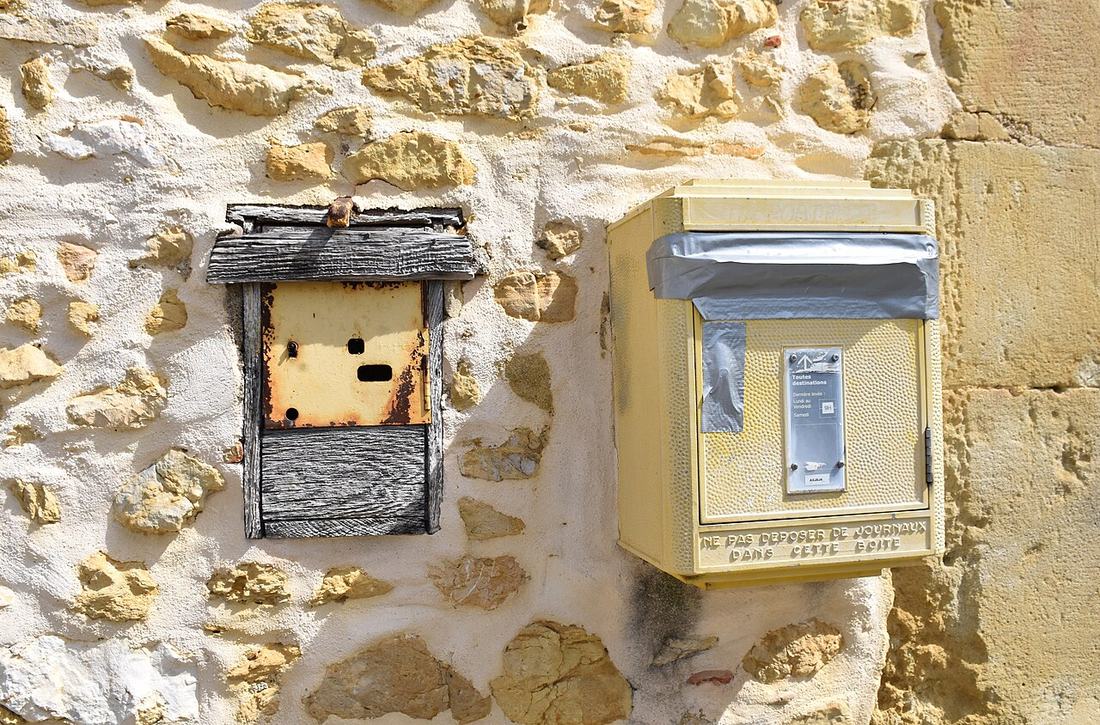Boîtes aux lettres françaises